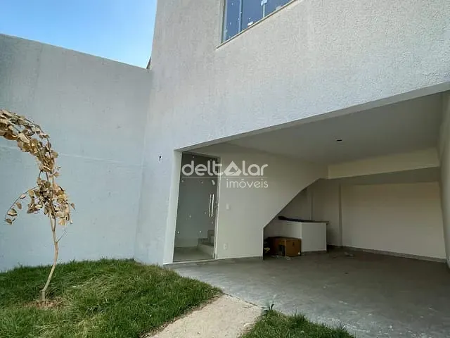 Casa com 96m² 2 quartos e 2 banheiros, à venda, no bairro Céu Azul em Belo Horizonte