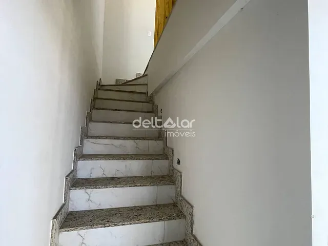 Casa com 96m² 2 quartos e 2 banheiros, à venda, no bairro Céu Azul em Belo Horizonte
