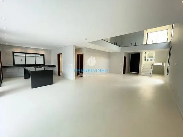 Casa com 451m² 4 quartos e 5 banheiros, à venda, no bairro Loteamento Vivant Urbanova em São José dos Campos