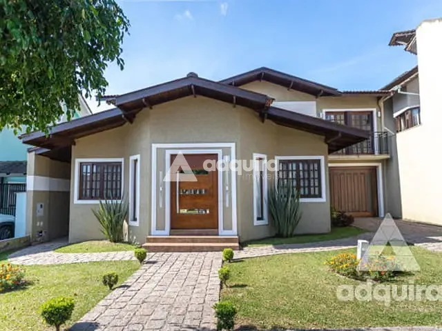 Casa com 420m² 3 quartos e 5 banheiros, à venda, no bairro Orfãs em Ponta Grossa
