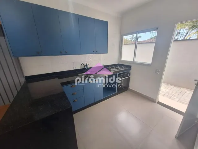 Casa com 72m² 2 quartos e 2 banheiros, à venda, no bairro Massaguaçu em Caraguatatuba