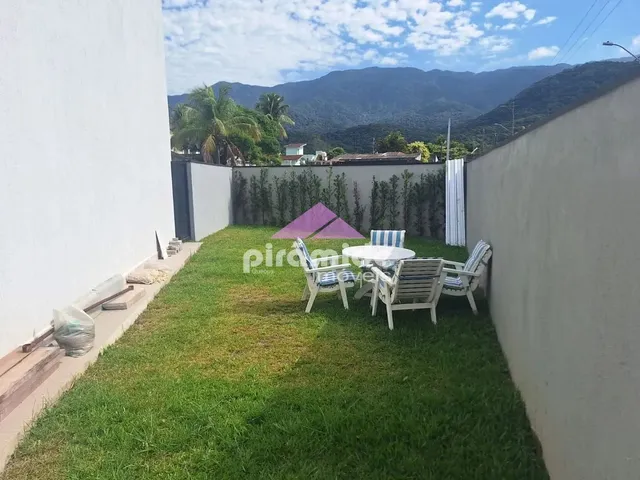 Casa com 72m² 2 quartos e 2 banheiros, à venda, no bairro Massaguaçu em Caraguatatuba
