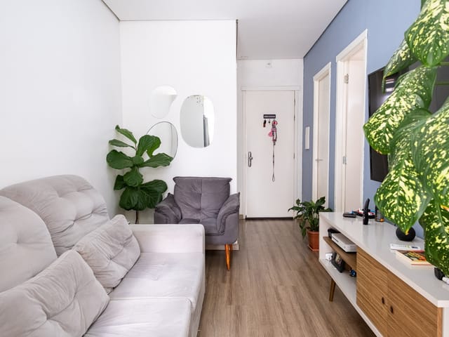 Casa 2 quartos e 1 banheiro, à venda, no bairro Areal em Pelotas