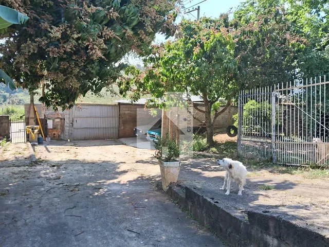 Casa com 534m² 3 quartos e 2 banheiros, à venda, no bairro Ivoturucaia em Jundiaí