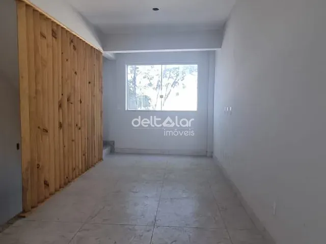 Casa com 83m² 2 quartos e 2 banheiros, à venda, no bairro Céu Azul em Belo Horizonte