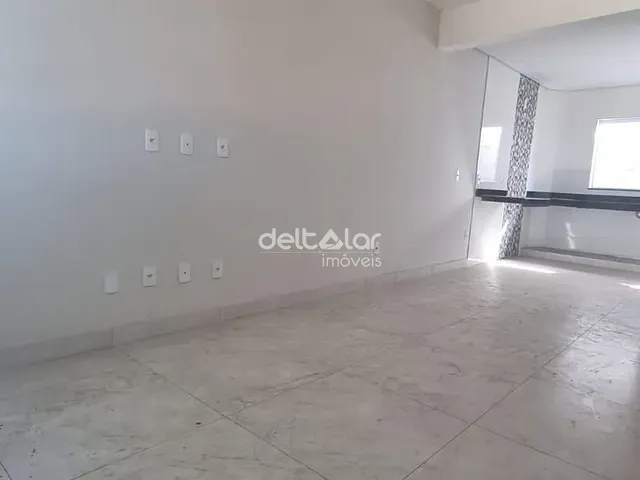 Casa com 83m² 2 quartos e 2 banheiros, à venda, no bairro Céu Azul em Belo Horizonte