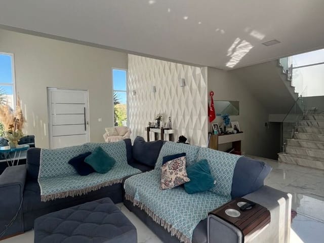 Casa com 530m² 3 quartos e 4 banheiros, à venda, no bairro Condomínio Residencial Alphaville II em São José dos Campos