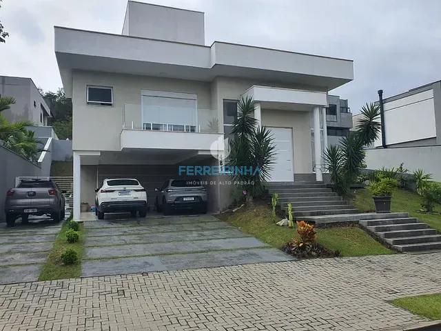 Casa com 530m² 3 quartos e 4 banheiros, à venda, no bairro Condomínio Residencial Alphaville II em São José dos Campos