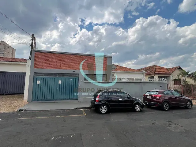 Casa com 250m² 4 quartos e 3 banheiros, à venda, no bairro Centro em Araraquara