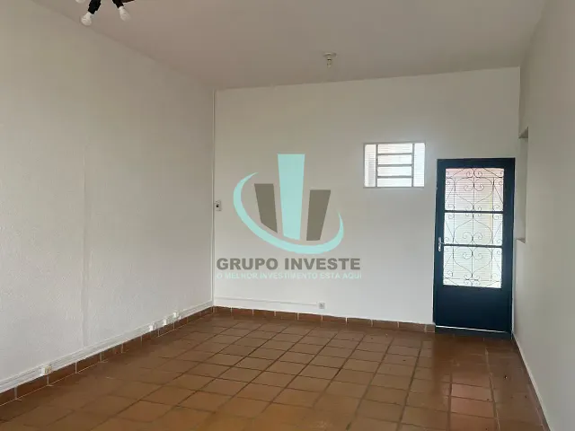 Casa com 250m² 4 quartos e 3 banheiros, à venda, no bairro Centro em Araraquara
