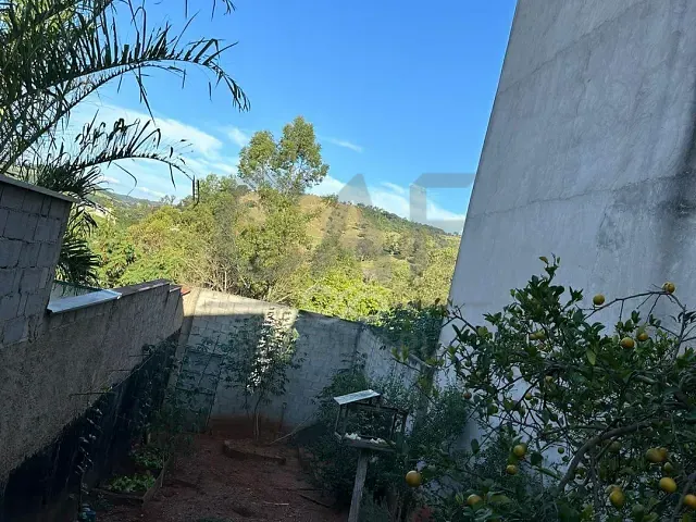 Casa 2 quartos e 2 banheiros, à venda, no bairro Parque Bela Vista em Pedreira