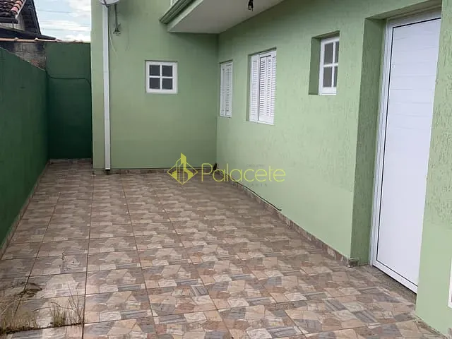 Casa com 200m² 2 quartos e 2 banheiros, à venda, no bairro Loteamento Residencial Andrade em Pindamonhangaba