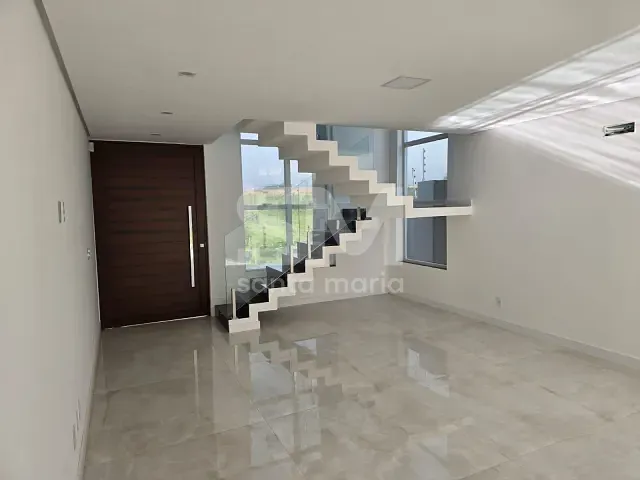 Casa com 360m² 4 quartos e 6 banheiros, à venda, no bairro Jardim Europa em Chapecó
