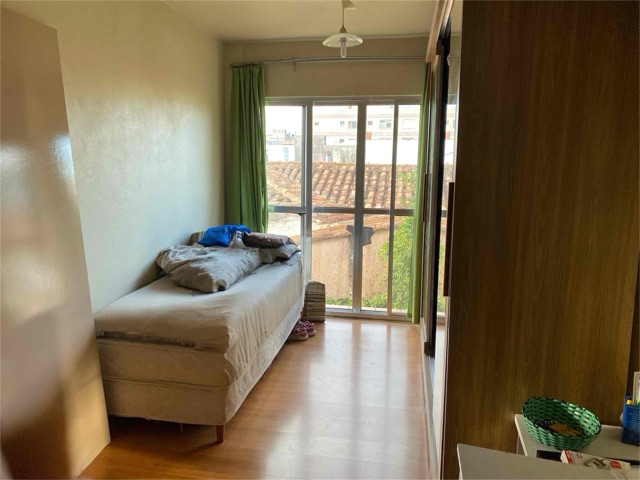 Casa 3 quartos e 2 banheiros, à venda, no bairro Centro em Pelotas