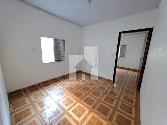 Casa 4 quartos e 3 banheiros, à venda, no bairro Vila Progresso em Jundiaí
