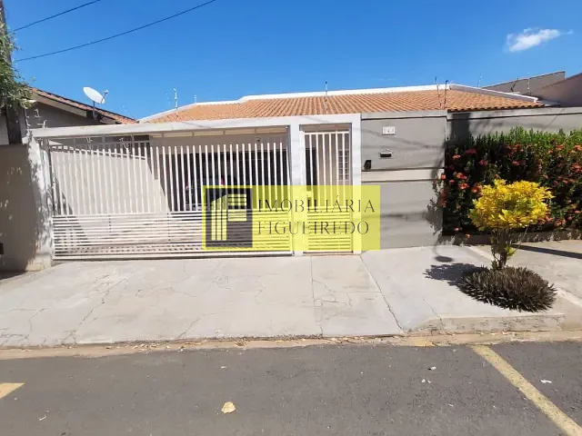 Casa com 360m² 3 quartos e 2 banheiros, para alugar, no bairro Jardim São Marco em São José do Rio Preto
