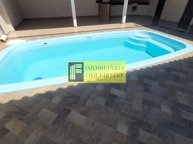 Casa com 360m² 3 quartos e 2 banheiros, para alugar, no bairro Jardim São Marco em São José do Rio Preto