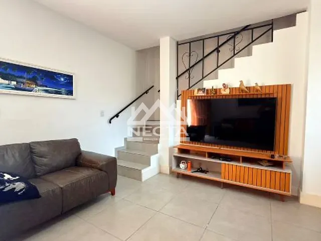 Casa com 120m² 3 quartos e 4 banheiros, à venda, no bairro Indaiá em Caraguatatuba