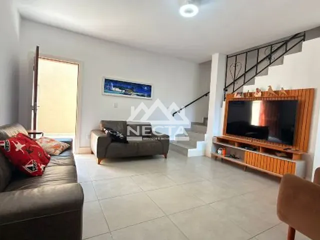 Casa com 120m² 3 quartos e 4 banheiros, à venda, no bairro Indaiá em Caraguatatuba
