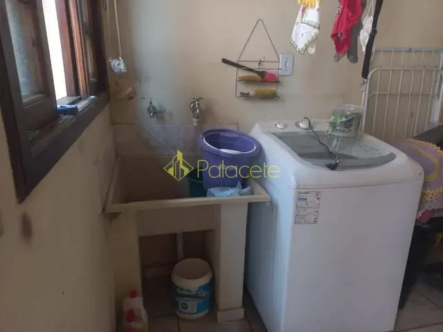 Casa com 324m² 3 quartos e 3 banheiros, à venda, no bairro Parque São Domingos em Pindamonhangaba