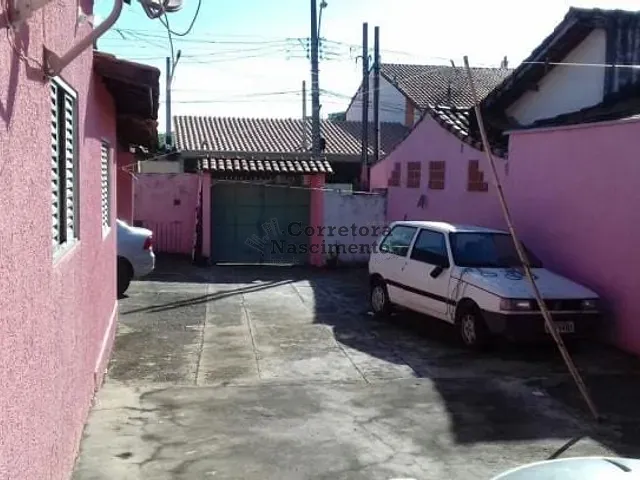 Casa com 250m² 2 quartos e 1 banheiro, à venda, no bairro Jardim do Vale em Jacareí