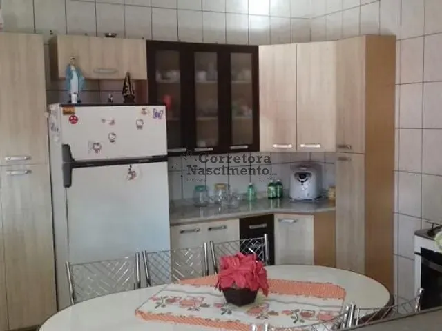 Casa com 250m² 2 quartos e 1 banheiro, à venda, no bairro Jardim do Vale em Jacareí