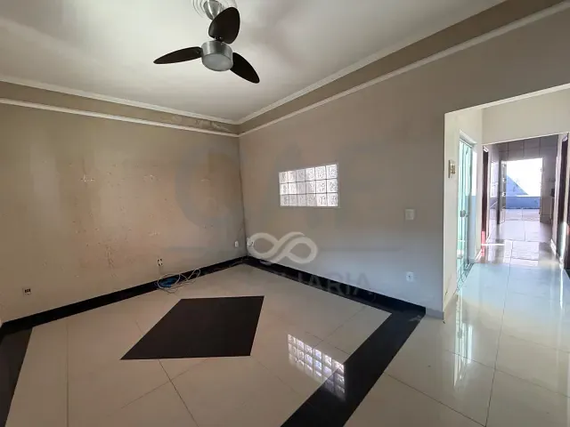 Casa 2 quartos e 2 banheiros, à venda, no bairro Jardim Pinheiros em Jaguariúna