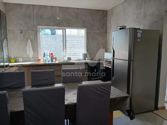 Casa 3 quartos e 2 banheiros, à venda, no bairro Esplanada em Chapecó
