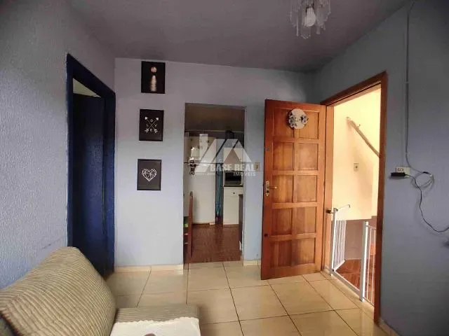 Casa com 500m² 2 quartos e 2 banheiros, à venda, no bairro Neves em Ponta Grossa