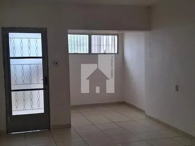 Casa com 182m² 2 quartos e 2 banheiros, à venda, no bairro Vila Progresso em Jundiaí