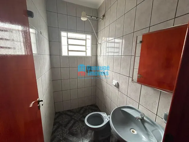 Casa 2 quartos e 1 banheiro, para alugar, no bairro Parque dos Municipios em Guaxupé