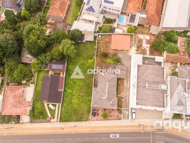 Casa com 1044m² 5 quartos e 3 banheiros, à venda, no bairro Uvaranas em Ponta Grossa