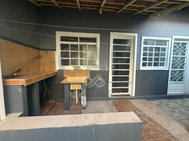 Casa 1 quarto e 1 banheiro, para alugar, no bairro Jardim das Laranjeiras em Jaguariúna