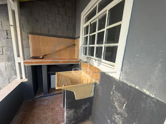 Casa 1 quarto e 1 banheiro, para alugar, no bairro Jardim das Laranjeiras em Jaguariúna