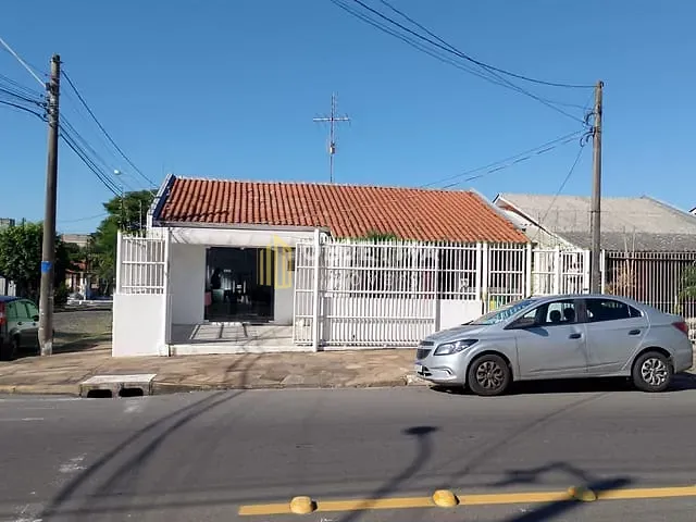 Casa 2 quartos e 1 banheiro, à venda, no bairro São José em Canoas