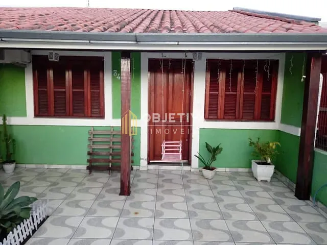 Casa 2 quartos e 1 banheiro, à venda, no bairro São José em Canoas