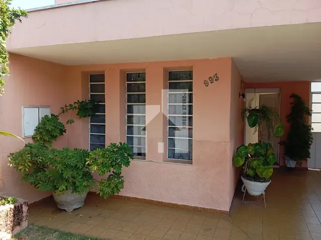 Casa com 320m² 2 quartos e 1 banheiro, à venda, no bairro Ponte de São João em Jundiaí