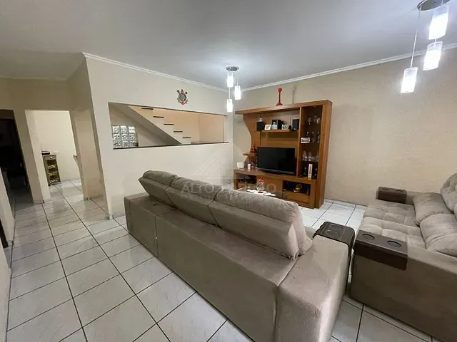 Casa com 333m² 4 quartos e 2 banheiros, à venda, no bairro Colônia em Ribeirão Pires