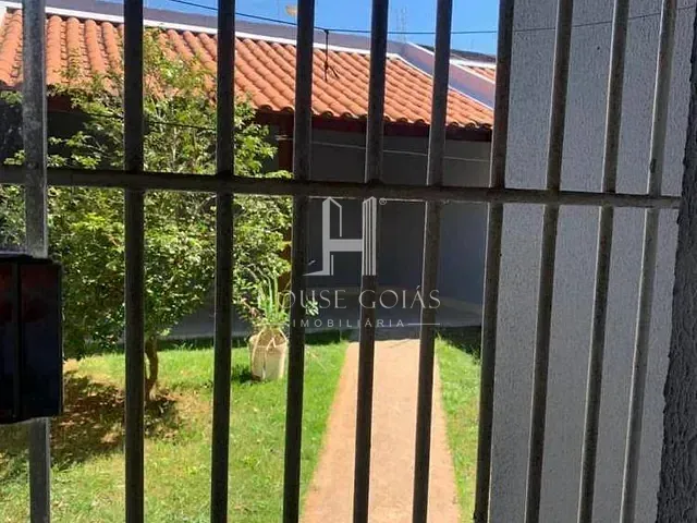 Casa com 180m² 3 quartos e 2 banheiros, à venda, no bairro Residencial Itaipu em Goiânia