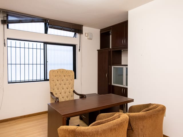 Casa com 213m² 4 quartos e 3 banheiros, à venda, no bairro Centro em Pelotas
