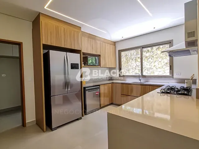 Casa com 1300m² 5 quartos e 7 banheiros, à venda ou para alugar, no bairro Ressaca em Ibiúna