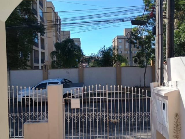 Casa 3 quartos e 1 banheiro, à venda, no bairro Parque Fazendinha em Campinas