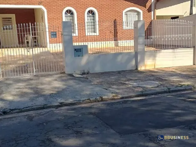 Casa 3 quartos e 1 banheiro, à venda, no bairro Parque Fazendinha em Campinas