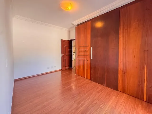 Casa com 396m² 3 quartos e 6 banheiros, à venda, no bairro Terras de Santana em Londrina
