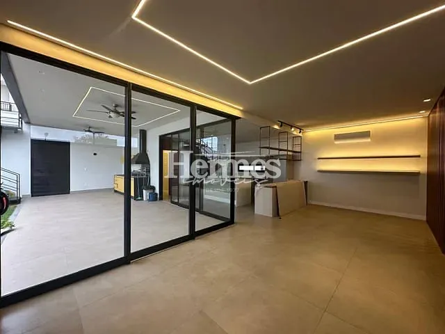 Casa com 495m² 2 quartos e 5 banheiros, à venda ou para alugar, no bairro Alphaville Dom Pedro 3 em Campinas