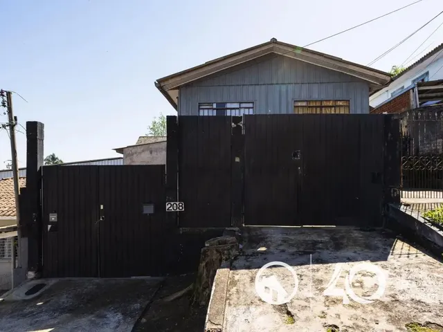 Casa 1 quarto e 1 banheiro, para alugar, no bairro Pilarzinho em Curitiba