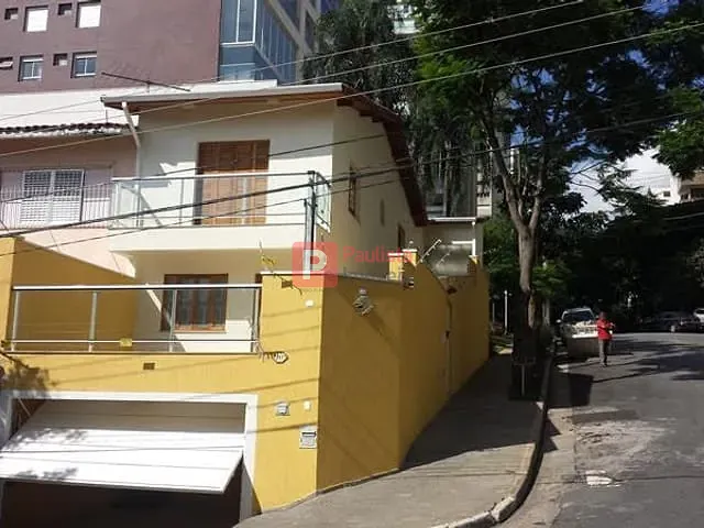 Casa com 230m² 3 quartos e 5 banheiros, à venda ou para alugar, no bairro Campo Belo em São Paulo