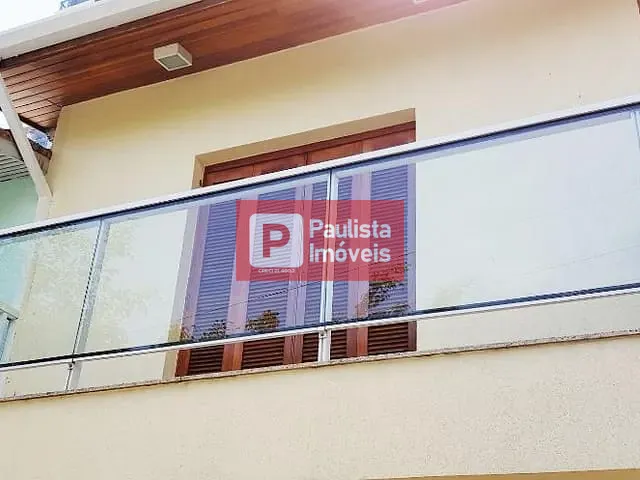 Casa com 230m² 3 quartos e 5 banheiros, à venda ou para alugar, no bairro Campo Belo em São Paulo