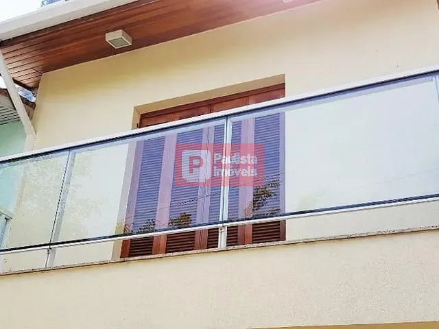 Casa com 230m² 3 quartos e 5 banheiros, à venda ou para alugar, no bairro Campo Belo em São Paulo