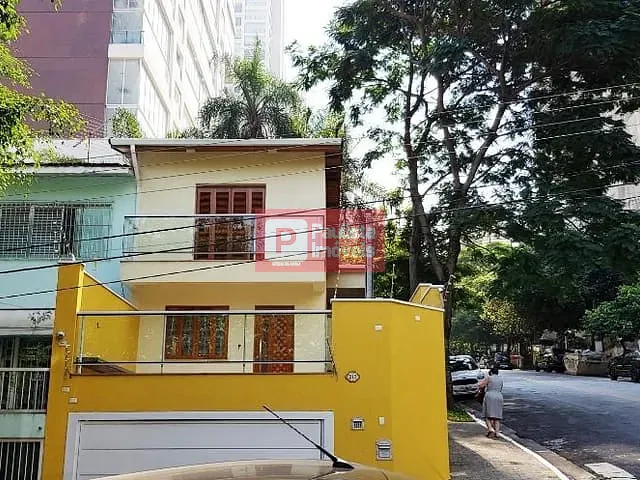 Casa com 230m² 3 quartos e 5 banheiros, à venda ou para alugar, no bairro Campo Belo em São Paulo